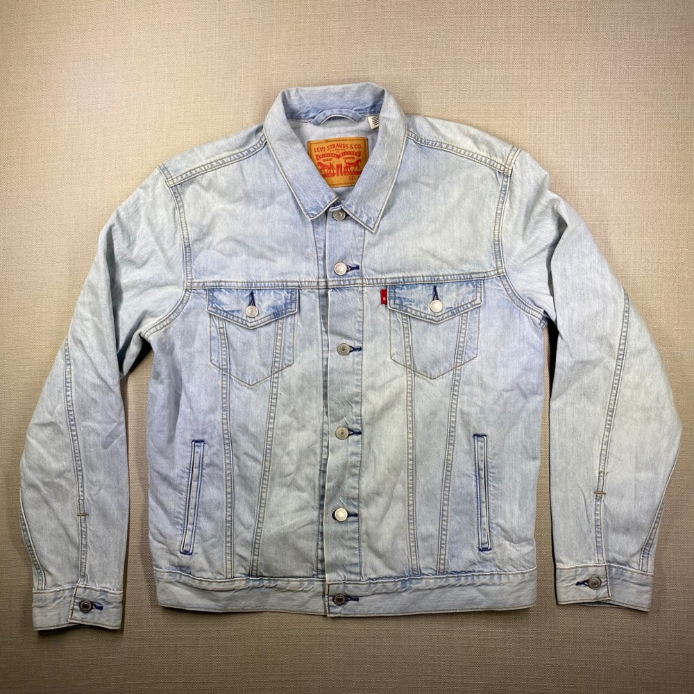 Levi's Trucker Jacket Light Wash Denim Jean Jacket Size M